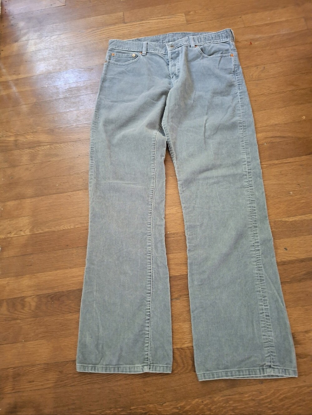 Men's Guess Light Gray Corduroy Flared Jeans